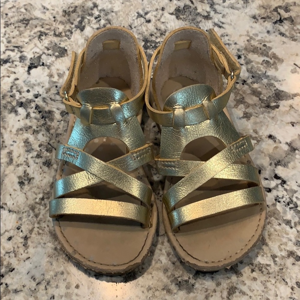Cat& Jack gold sandals